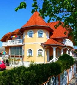 Joker Villa Apartmanház 