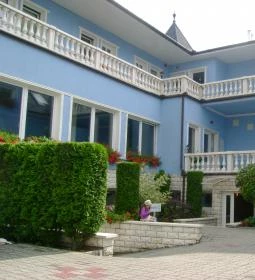 Kék Villa Apartmanház