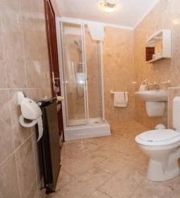 Korona Panzió és Étterem