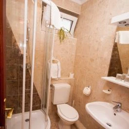 Korona Panzió és Étterem Hévíz - Szobák