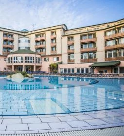 Lotus Therme Hotel & Spa