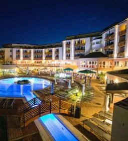 Lotus Therme Hotel & Spa