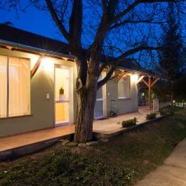 Toldi Panzió Hévíz - Külső kép