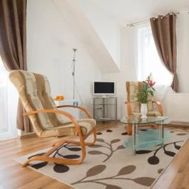 Toldi Panzió Hévíz - Szobák