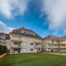 Villa Amphora Hévíz - Medence/kert