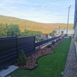 Menóra Vendégház Hollóháza Hollóháza - Medence/kert