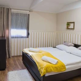 Menóra Vendégház Hollóháza Hollóháza - Szobák