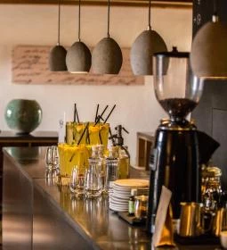 Almalomb Kulináris Kitérő & Találkozóhely 