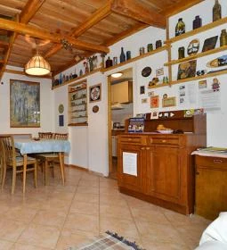 Mackólak Vendégház & Ökoporta Püspökszentlászló