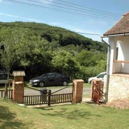 Zengőlak Vendégház Hosszúhetény - Medence/kert