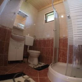 Berek Horgásznyaraló Hövej - Egyéb