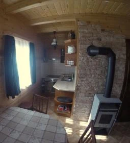 Berek Horgásznyaraló