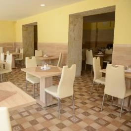 Thermal Panzió Igal Igal - Vendéglátás