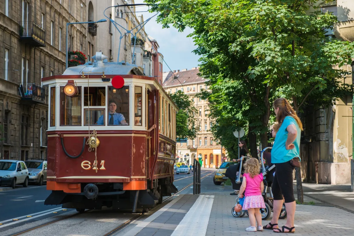 Nosztalgiajáratokkal utazhatsz Budapesten májusban / Fotó: bkk.hu 