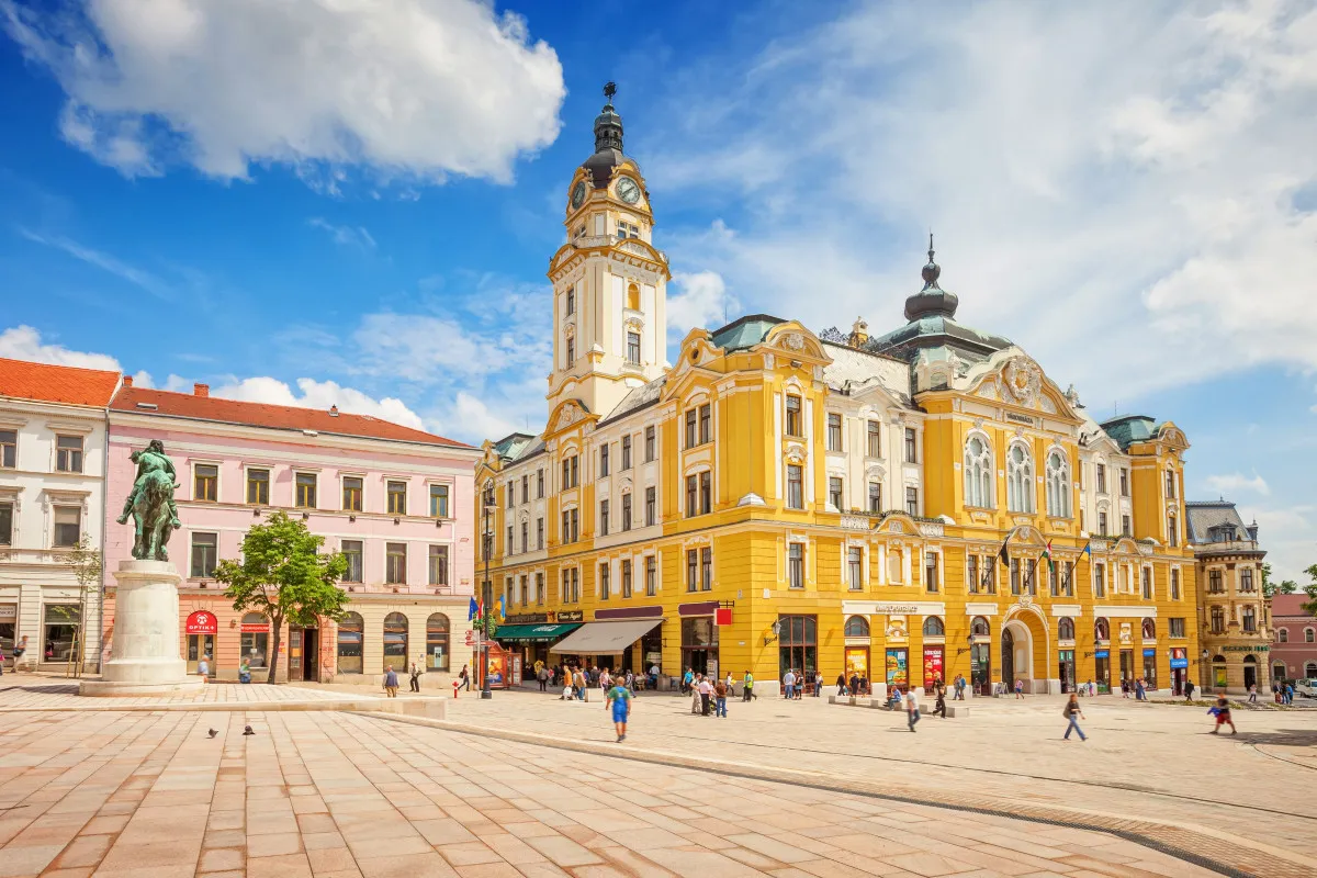 Pécs látnivalói - Széchenyi tér