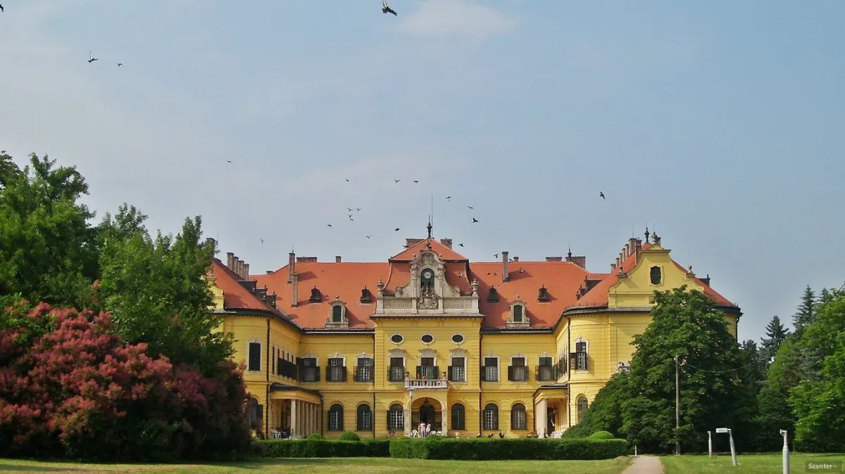 10 magyarországi kastély, ahol elveszhetsz a történelemben - nagymágocsi Károlyi-kastély/ Fotó: Szanter