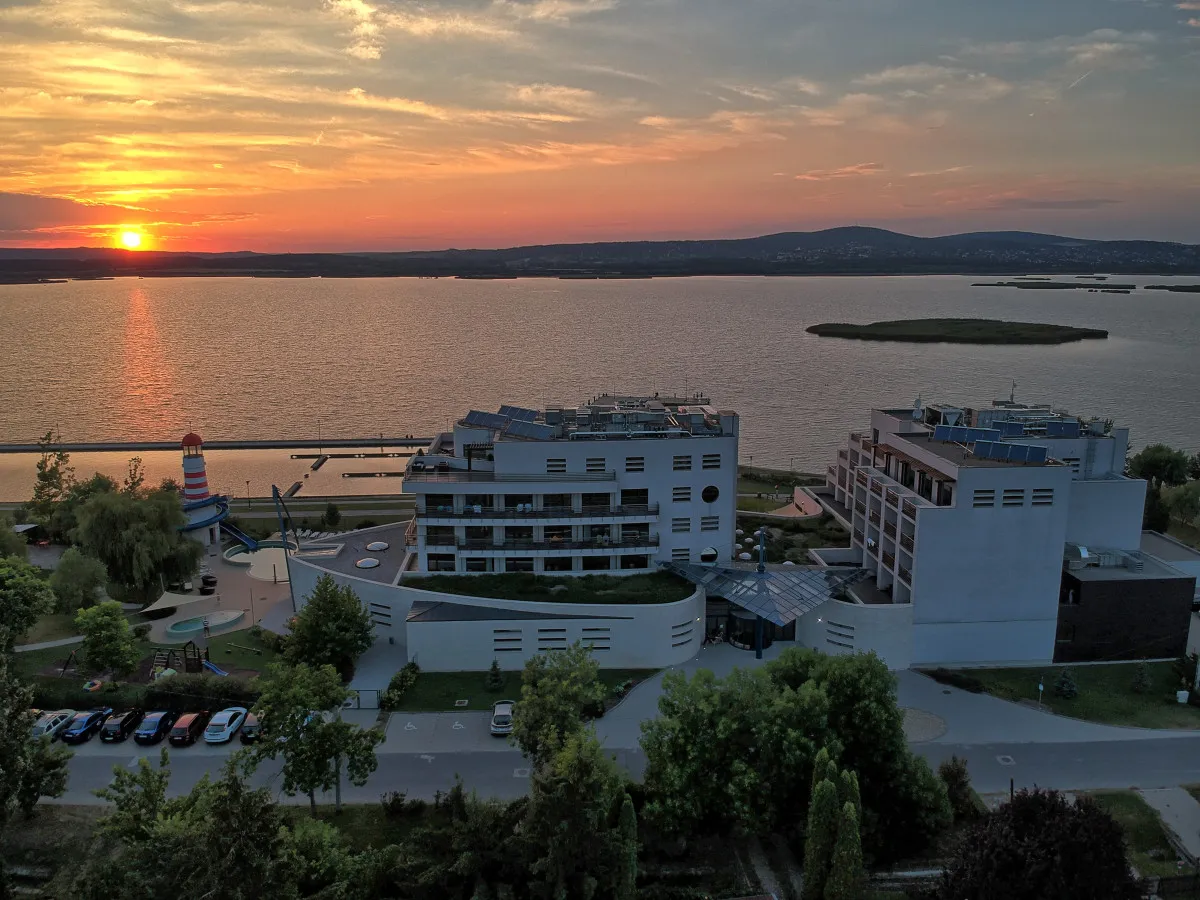 Gyerekbarát wellness hotelek Magyarországon - Vital Hotel Nautis****Superior (Gárdony)