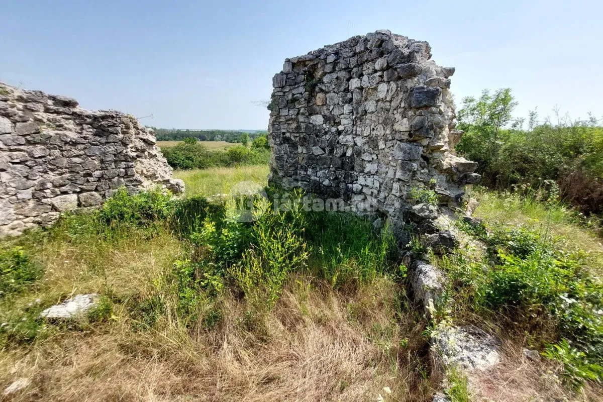 5 kastély- és várrom, melyek elrepítenek a történelembe - kerekszenttamási templomrom/ Fotó: ittjartam.hu