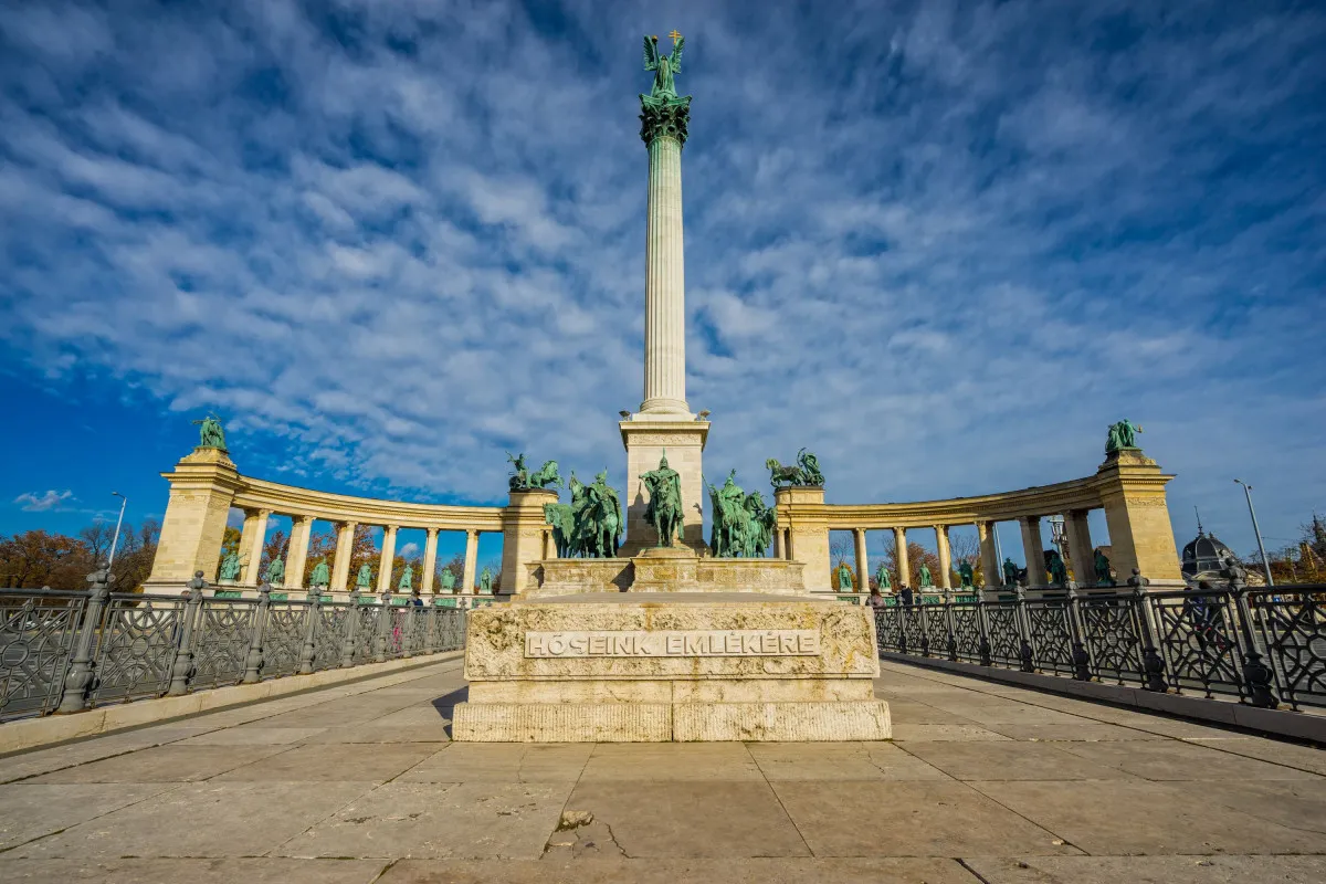 5+1 gyönyörű helyszín Magyarországon, ahol külföldön érezheted magad - Budapest, Hősök tere
