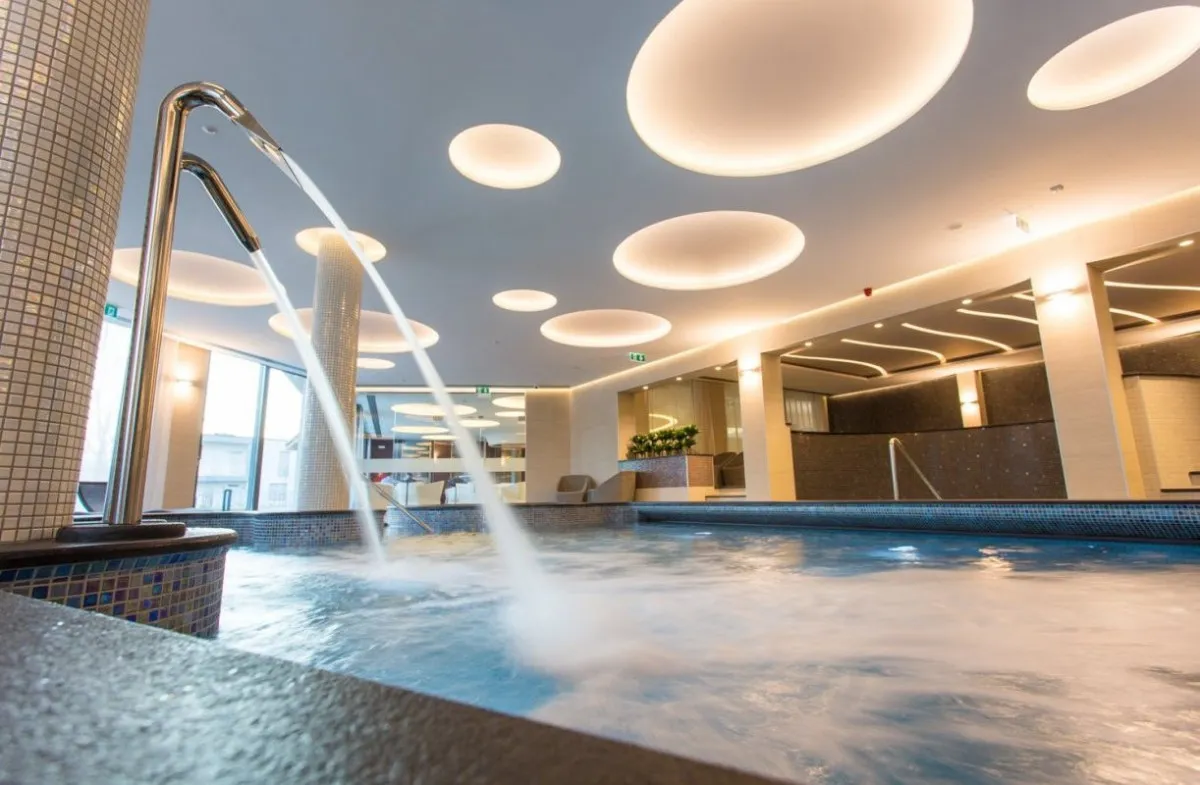 TOP 10 balatoni wellness szálloda - Aura Hotel (Balatonfüred)