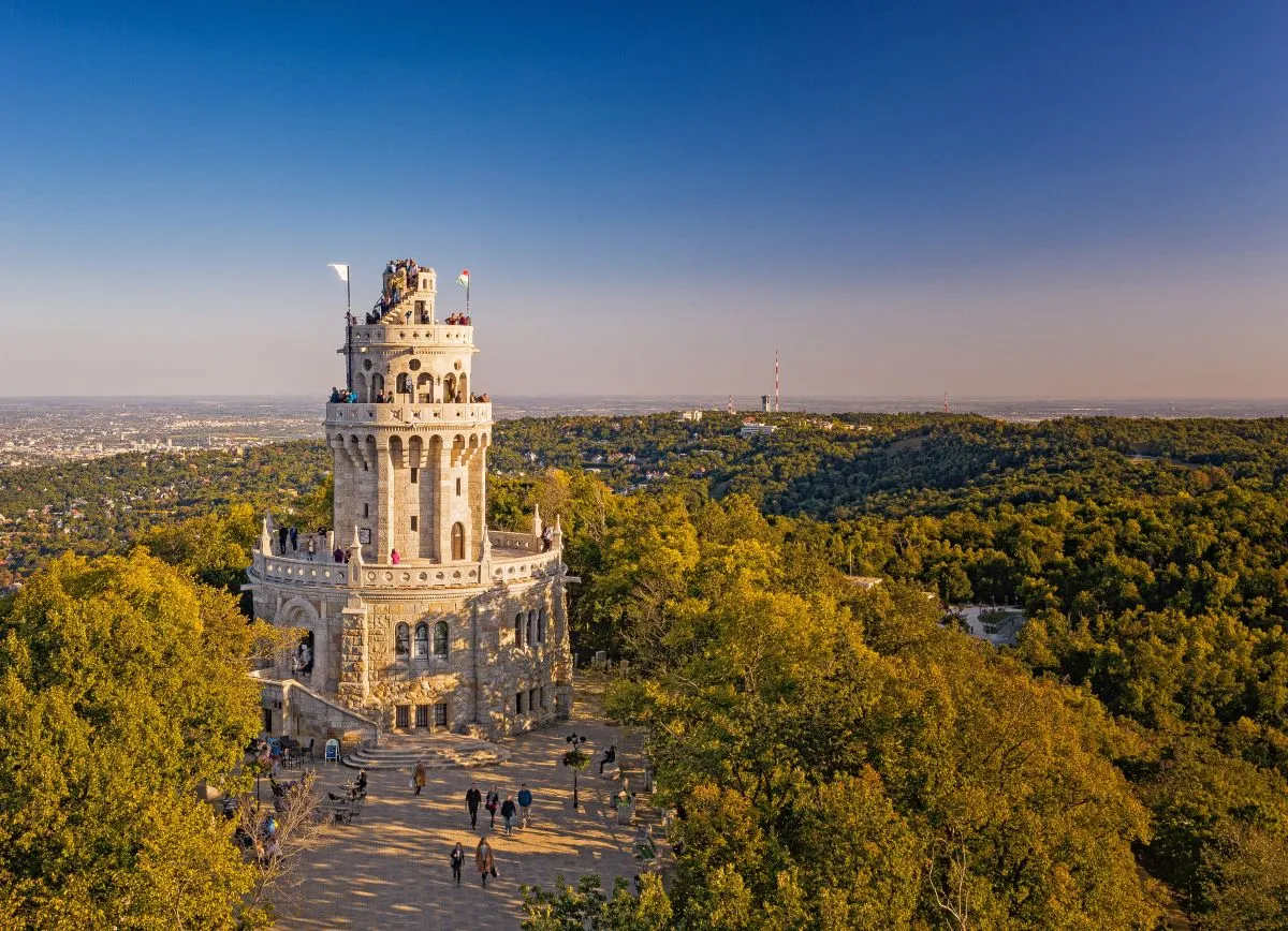 A főváros a lábunk előtt hever – 10 panorámapont és kilátó Budapesten