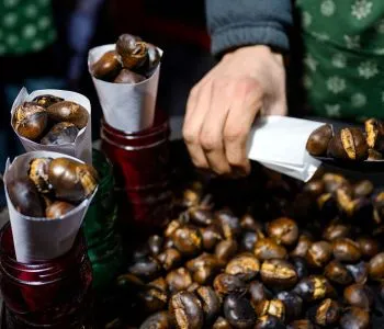 A Budapesti Karácsonyi Vásár mellett jégpályával vár a Városháza Téli Élménypark!