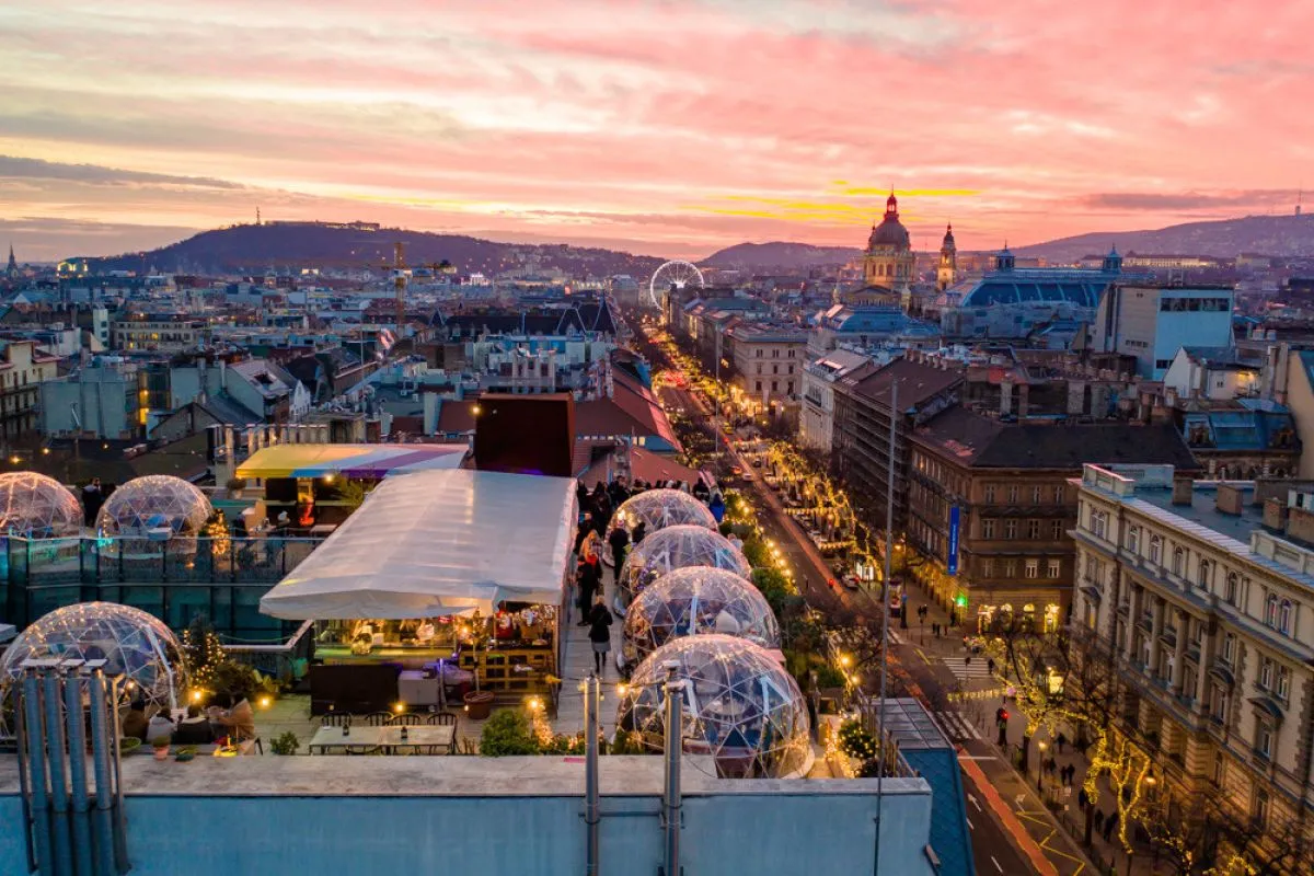 Iglu teraszok Budapesten - Fotó: 360 Bar Igloo Garden Facebook oldala