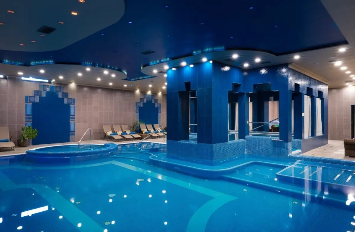 10 mesés wellness szálláshely télre - Golden Ball Club Hotel**** (Győr)