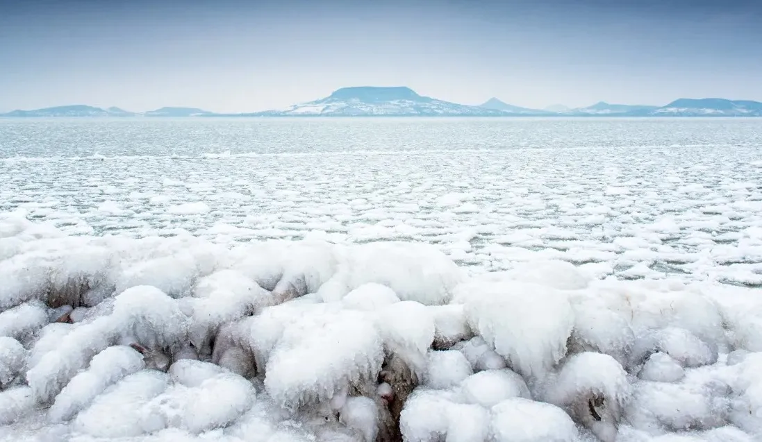 Jégkori a Balaton körül - havas Balaton