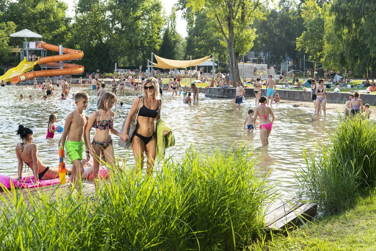 Az Alföld 10 legjobb fürdővárosa, ahol biztosan nem maradtok medence nélkül - Nyíregyháza - Sóstófürdő/ Fotó: Tófürdő