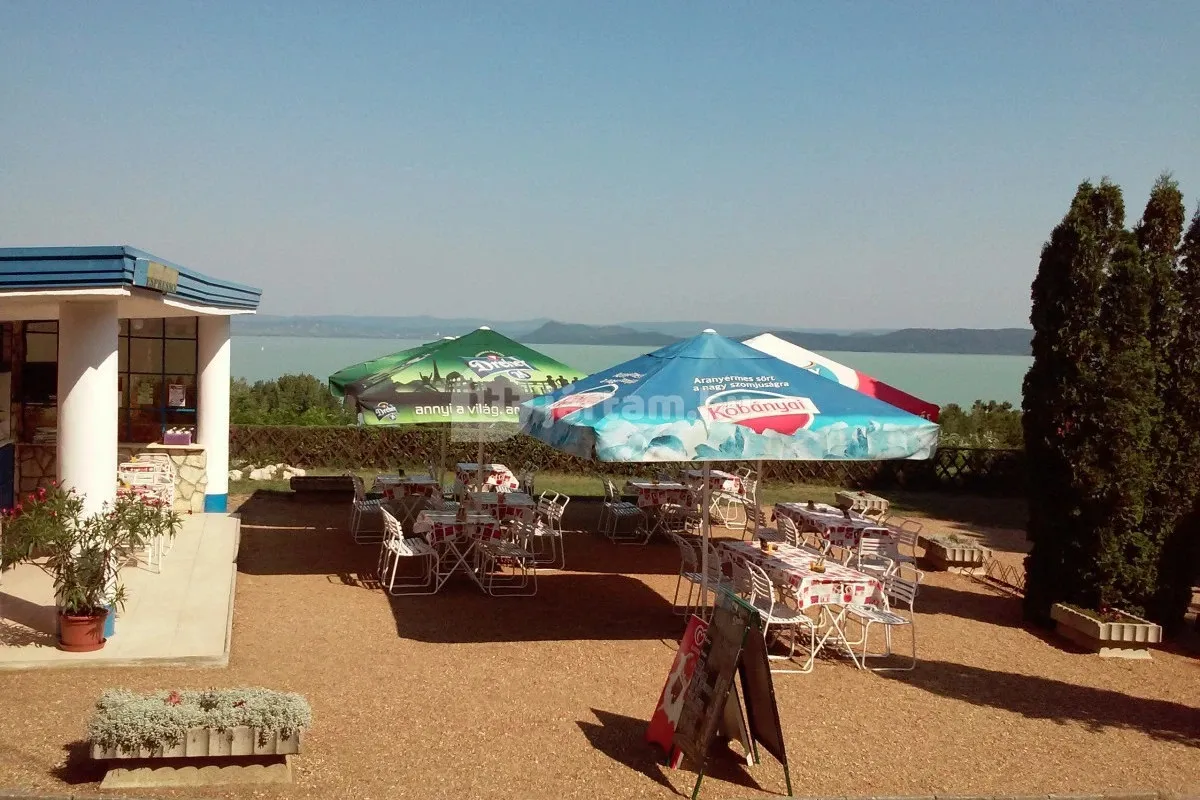 Kilátó Presszó (Balatonföldvár) / Fotó: ittjartam.hu