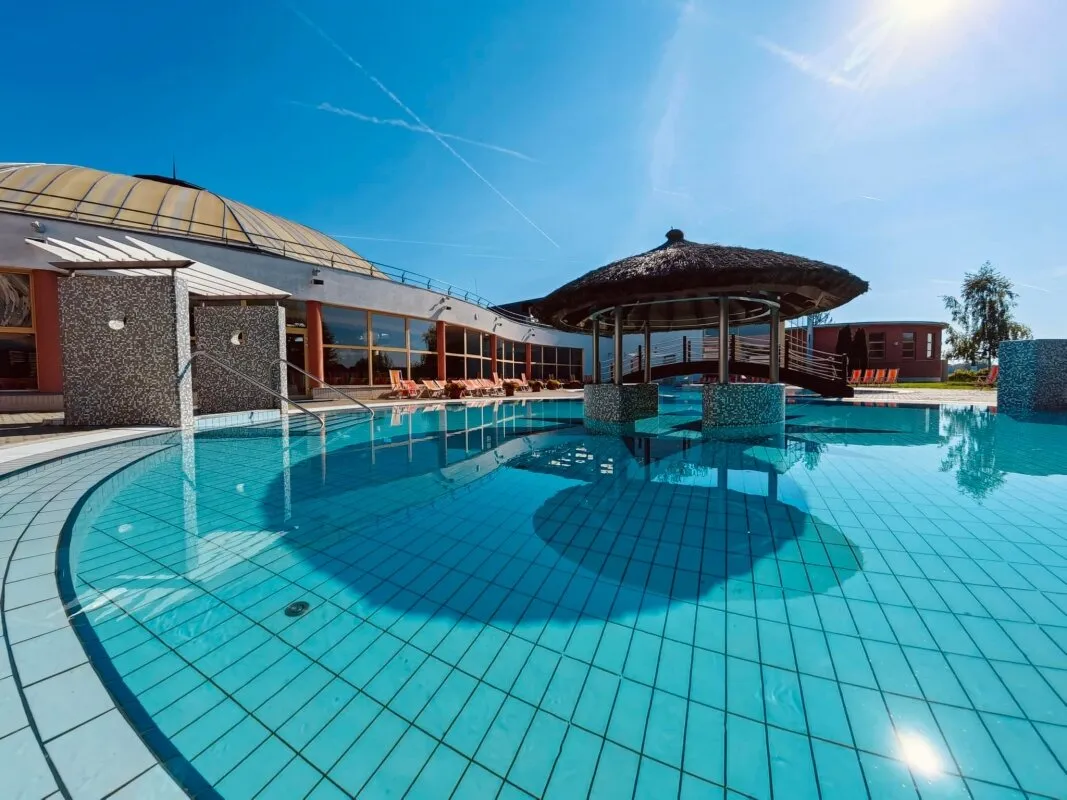 Élményfürdők mesés kültéri vízivilággal - Fotó: Szentgotthárd Spa & Wellness facebook oldala