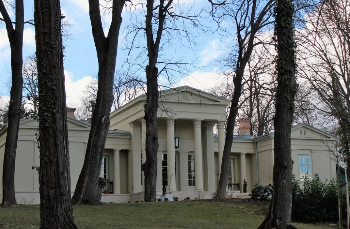 Budapesti villák: a Hild-villa kertjével - Fotó: Magyar Művészeti Akadémia Művészetelméleti és Módszertani Kutatóintézet Facebook oldala