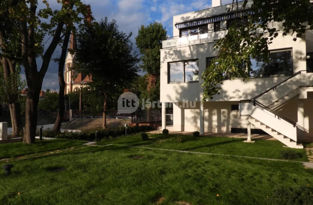 Budapesti látnivalók: Walter Rózsi-villa ma már a MMA kiállítóhelyeként üzemel