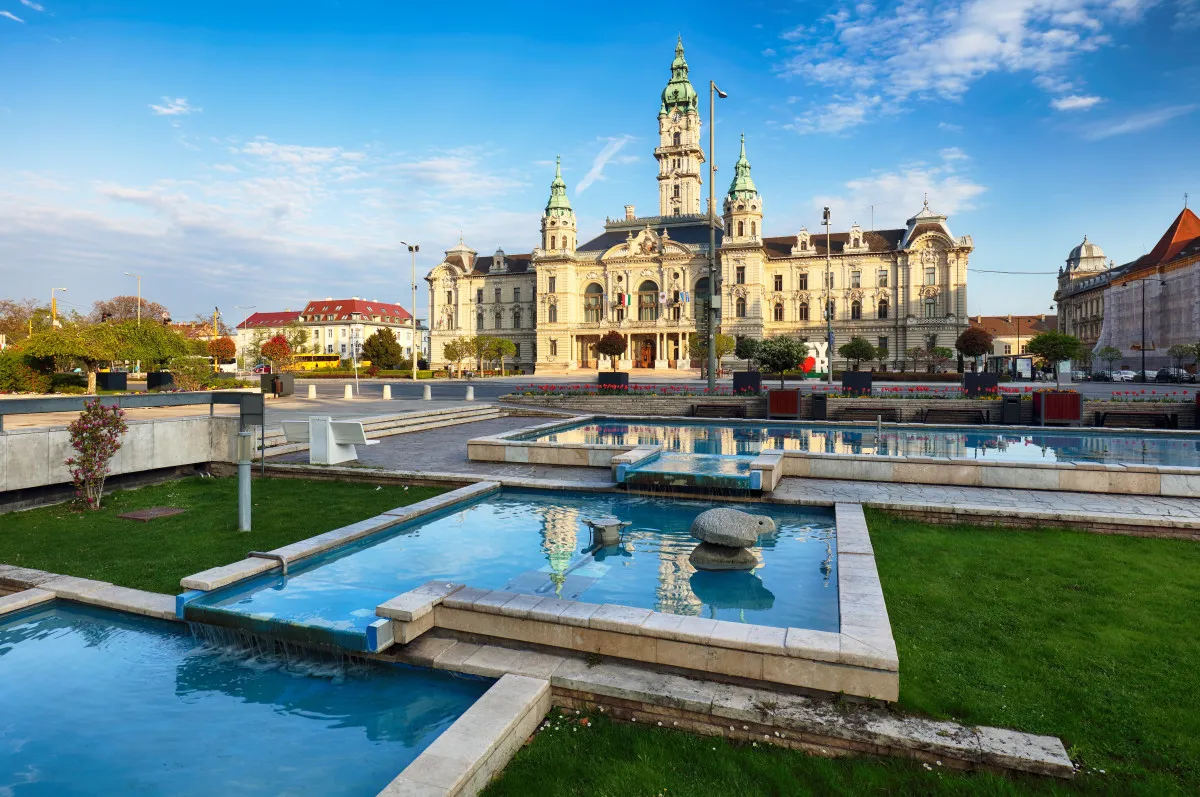 Győr látnivalók: a belvárosba érve a legtöbb látványosság egy könnyed sétával bejárható