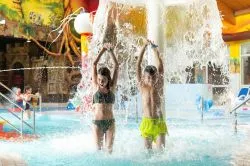 Családbarát élményfürdők gyerekekkel: 10 szuper gyerekbarát fürdő és aquapark az országban