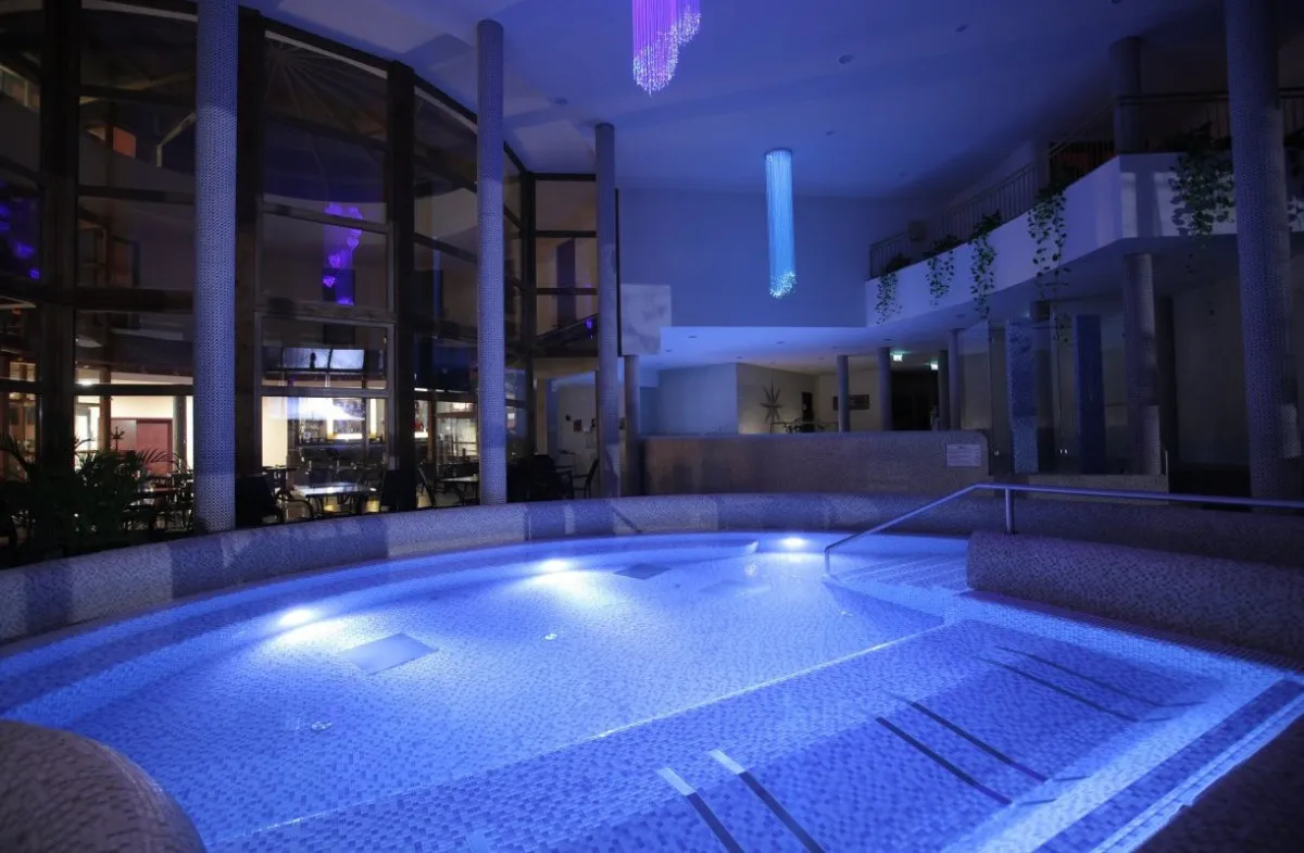 Wellness Mórahalmon: a Colosseum Wellness Hotel gyógyfürdő használattal nyújt felejthetetlen élményt