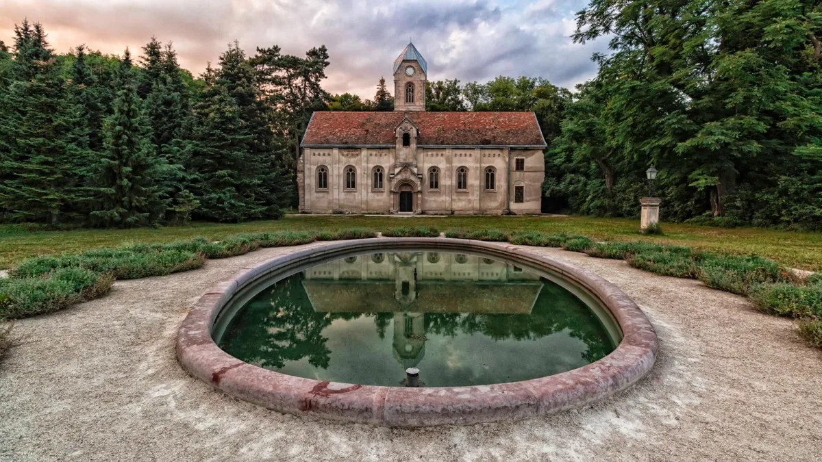 A Habsburg-kastélypark eleganciáját, páratlan természeti kincseit élvezhetjük Alcsútdobozon / Fotó: Alcsúti Arborétum Facebook oldala