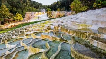 A „magyar Pamukkale” és Európa közepe – 5+1 hazai úti cél nyárra