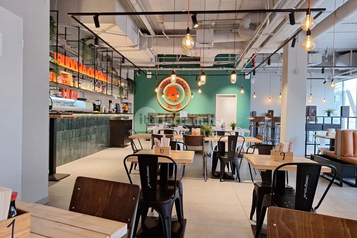 A Buddha Original Thai Wok a thai konyha autentikus ízeit hozza el a belvárosba