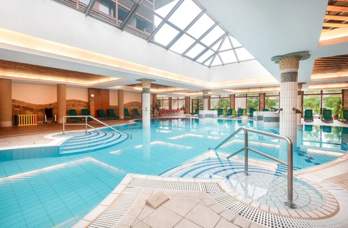 A családokat tágas apartmanokkal is várja a Hotel Aquarell Cegléd