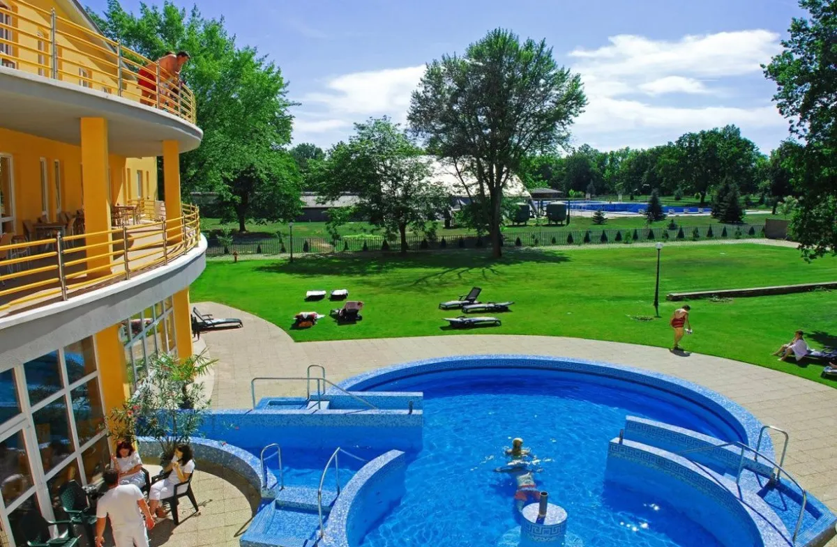 All inclusive szolgáltatással és wellness élményekkel is vár a Hunguest Hotel Apollo
