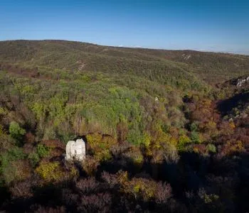 Ősi kövek nyomában – 7 mesés magyarországi várrom