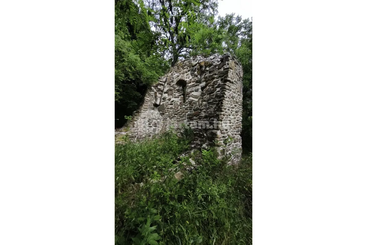 Varázslatos kirándulóhelyek és látnivalók - Újlaki templomrom, Tihany