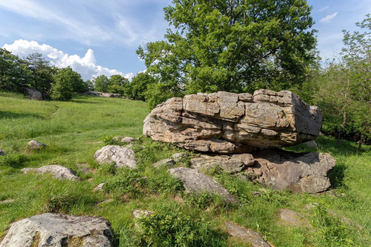 Varázslatos kirándulóhelyek és látnivalók - Szentbékkállai-kőtenger, Szentbékkálla
