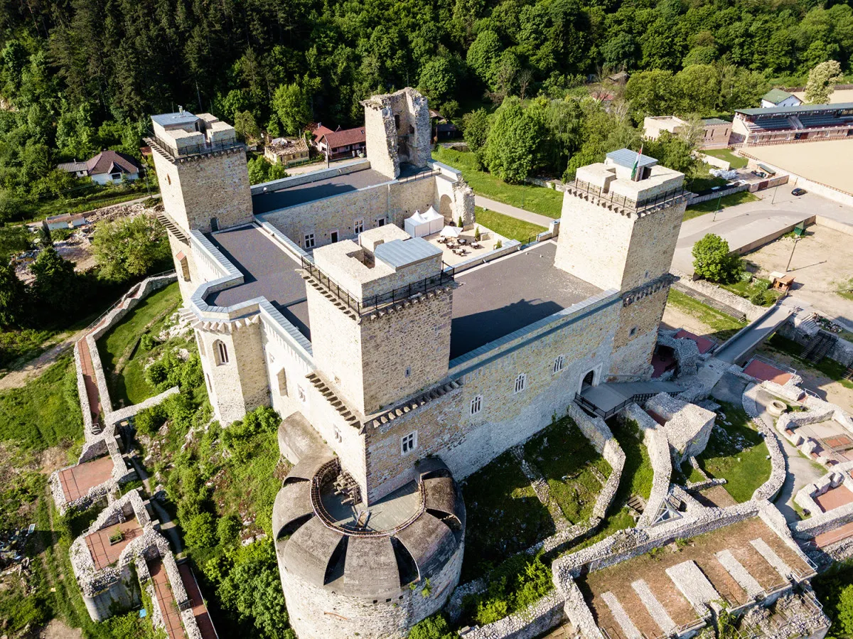 Legrégebbi várak és várromok - Diósgyőri vár, Miskolc