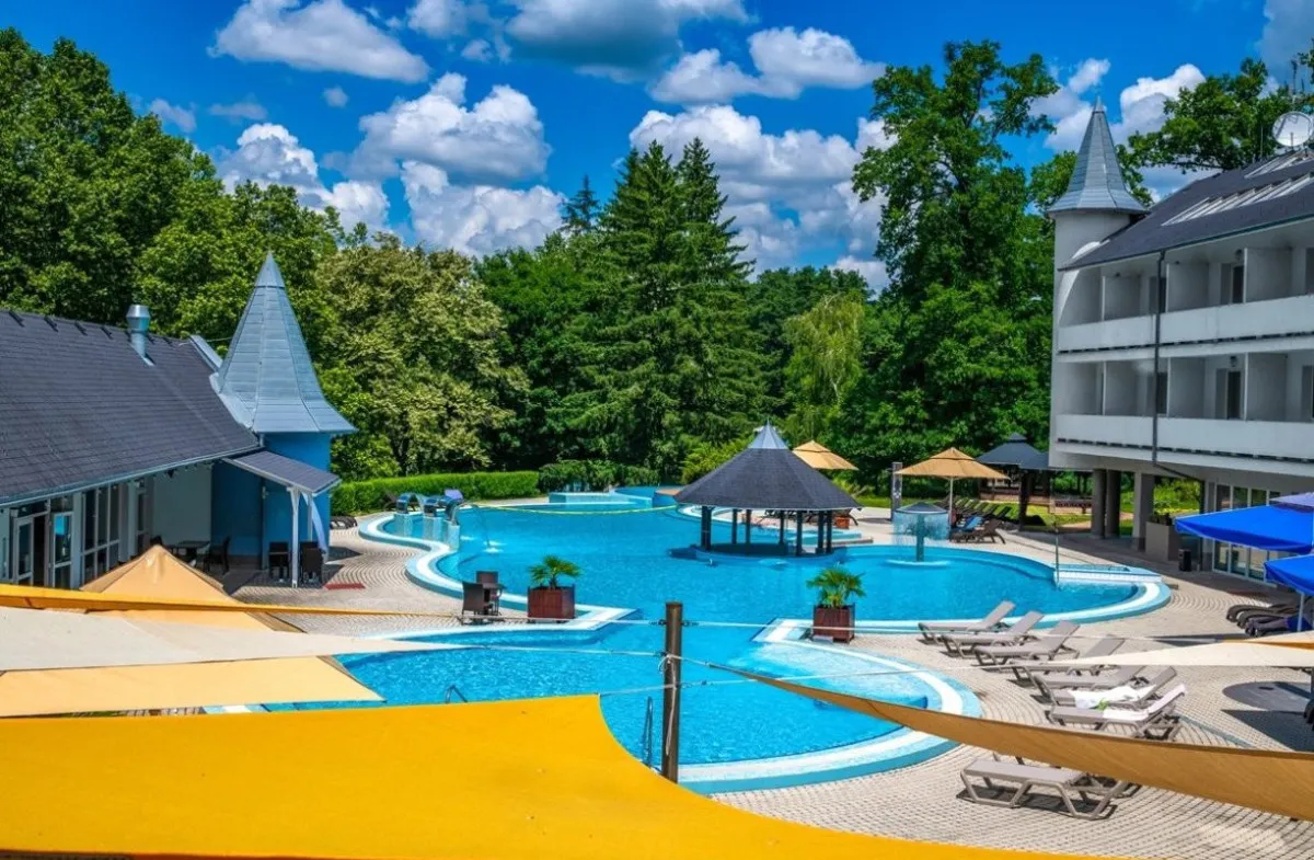 Kültéri medencés szállások Magyarországon - Ambient Hotel & Thermalspa Sikonda