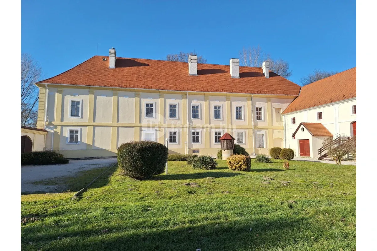 Látnivalók Zala megyében - Andrássy-Szapáry-kastély, Szécsisziget