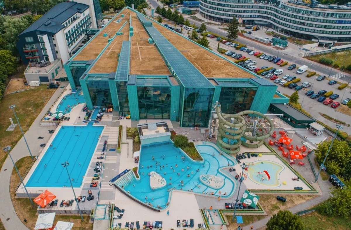 Családbarát wellness hotel Esztergom belvárosában, az Aquasziget élményfürdő szomszédságában - Portobello Wellness & Yacht Hotel Esztergom