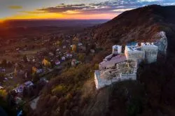 Tavaszi bakancslista: várak, nemzeti parkok és történelmi helyszínek Magyarországon